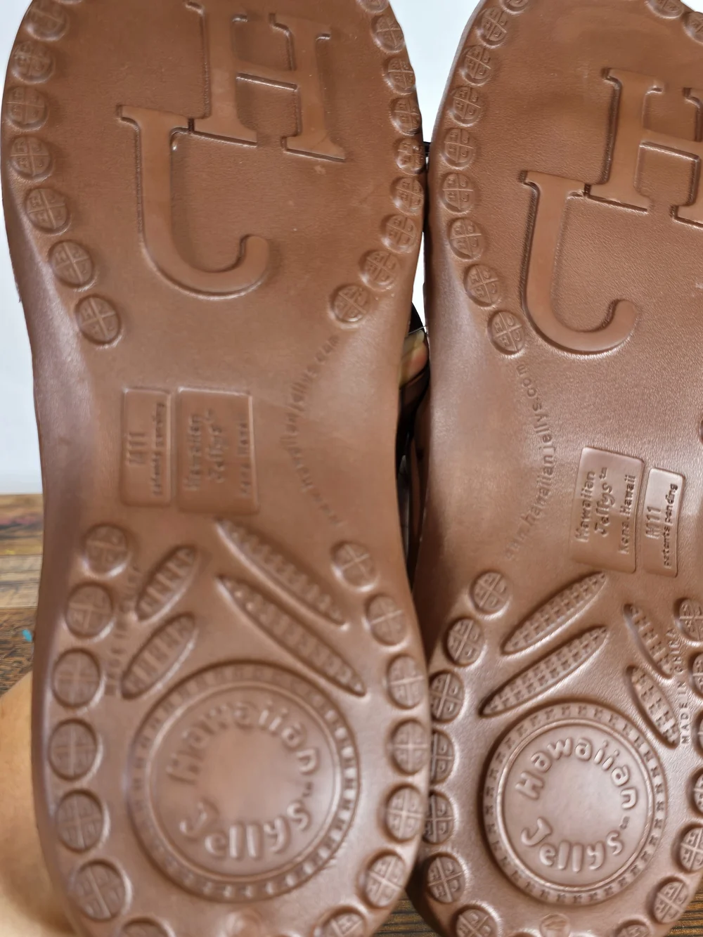 Brown Men's Flip-Flop Sandals Comfortable Everyday Wear Size 11